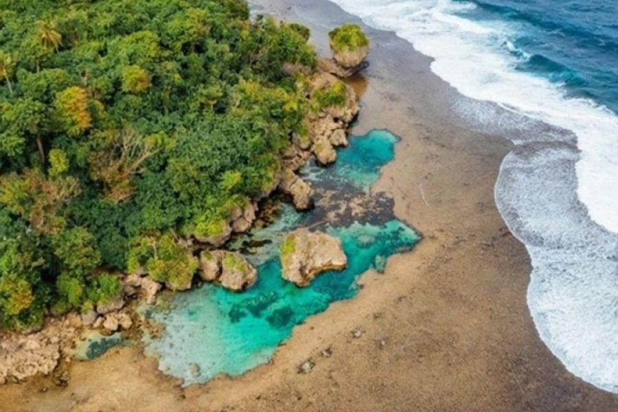 Magpupungko Rock Pools And Flats