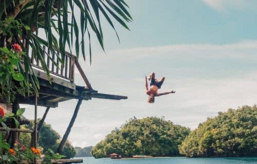 Sohoton Cove Private Tour