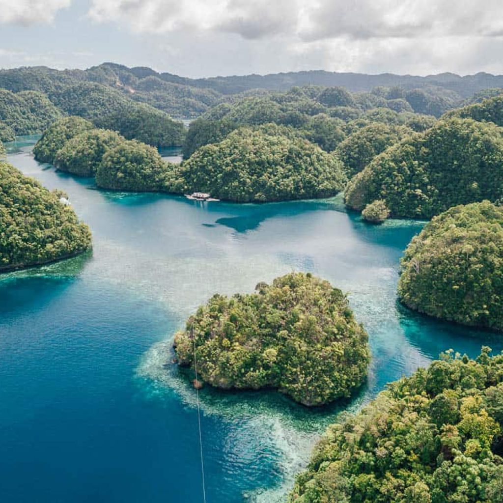 Sohoton Cove Tour from Siargao in Bucas Grande Island
