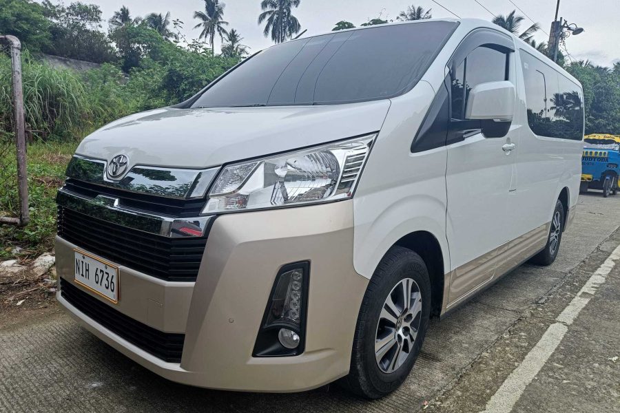 Toyota GL Grandia (General Luna)