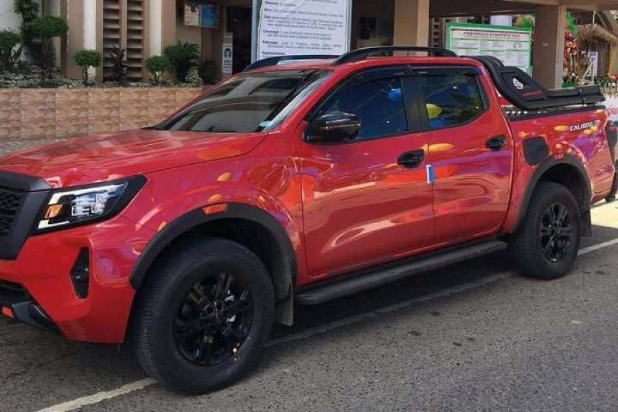 Nissan Navara (Sayak Airport)